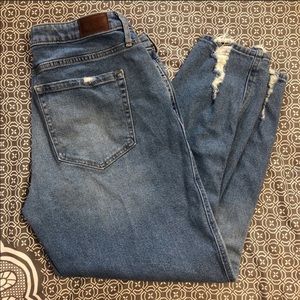 Hollister light wash Mom Jeans